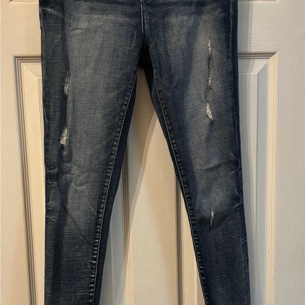 Buckle Black Women's Skinny Jeans size 27